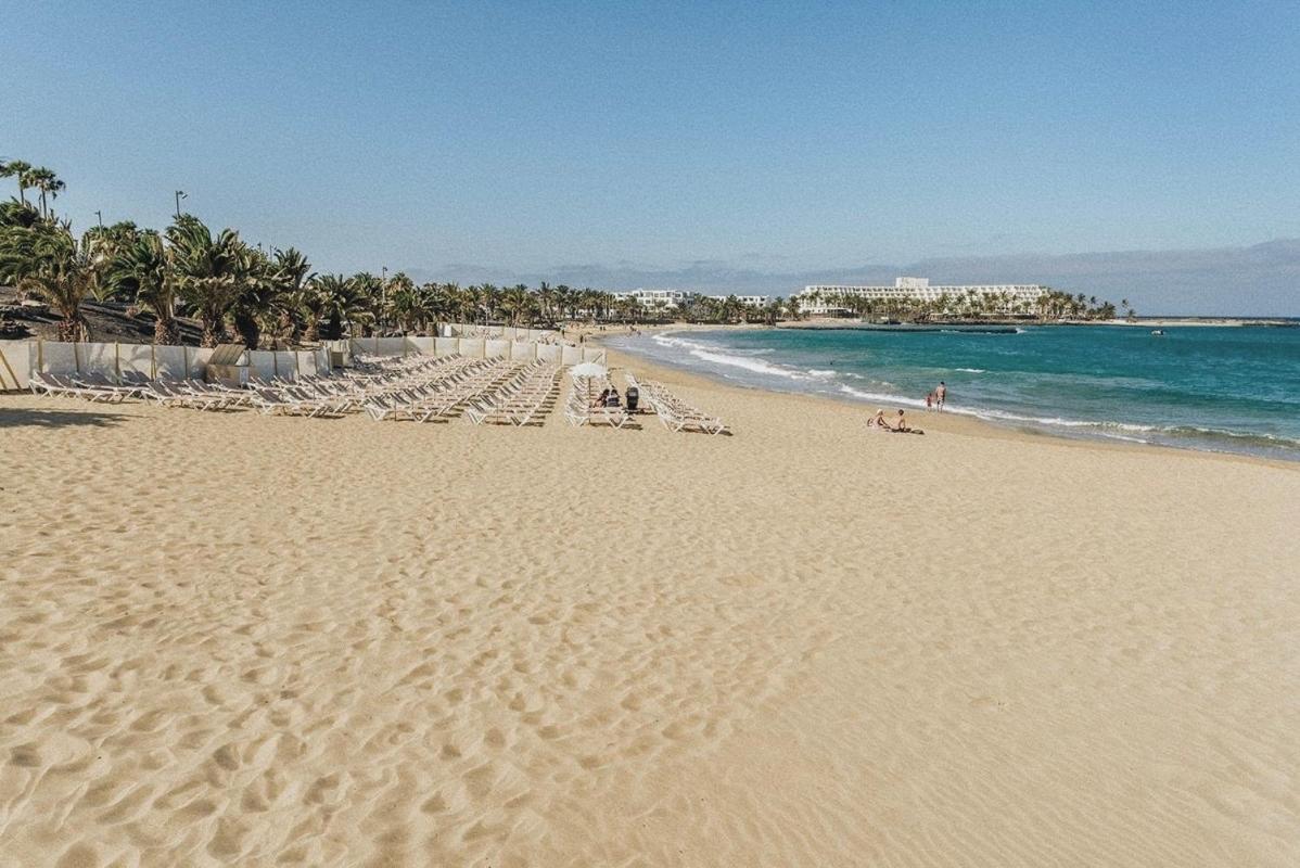 Lanzarote Beach Apartments, Casa Bruna Costa Teguise Bagian luar foto